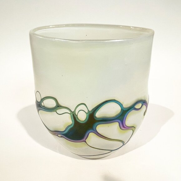 Robert Held Art Glass Vase Signed 6.25" Opalescent w/ Iridescent Blue Purple - Picture 5 of 9